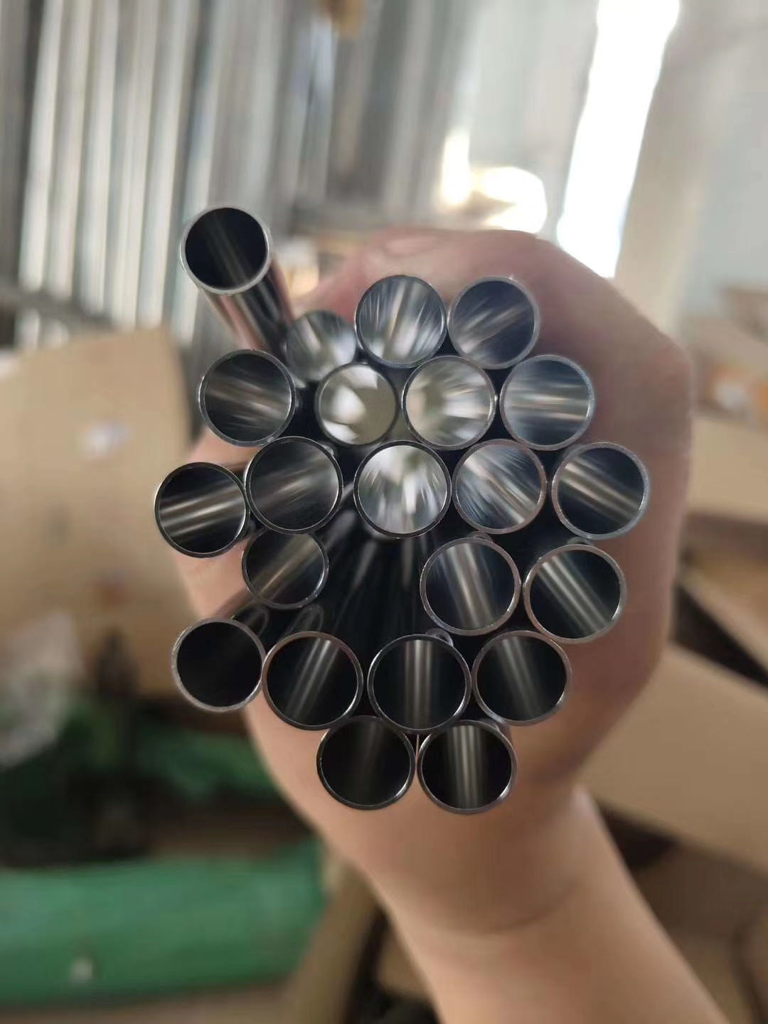 近期304不銹鋼管價格波動頻繁